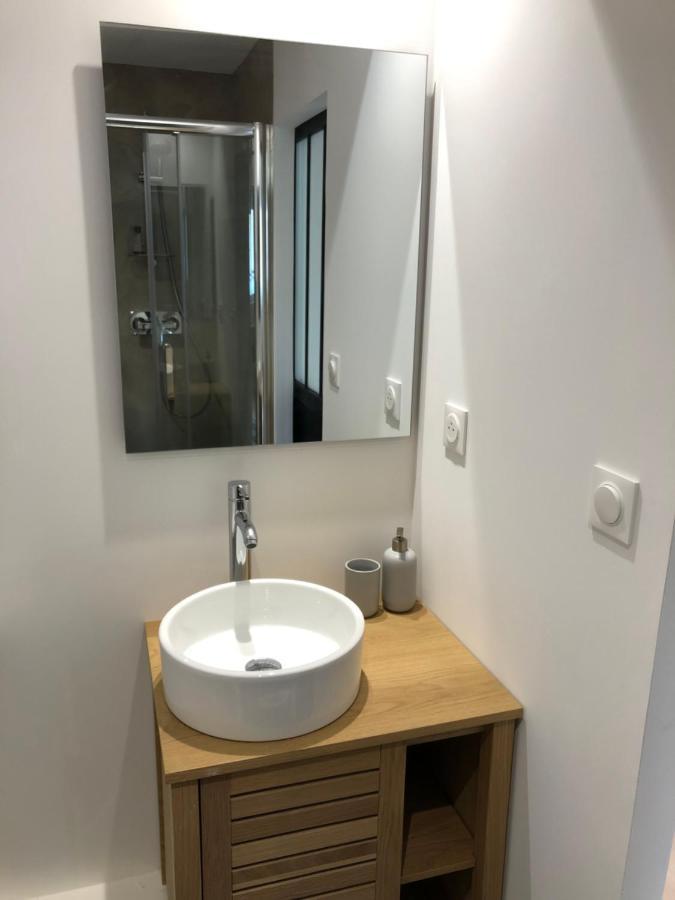 Terra Studio Cosy Et Calme Proche Du Centre Avec Parking Tv Et Wifi La Rochelle  Exterior foto